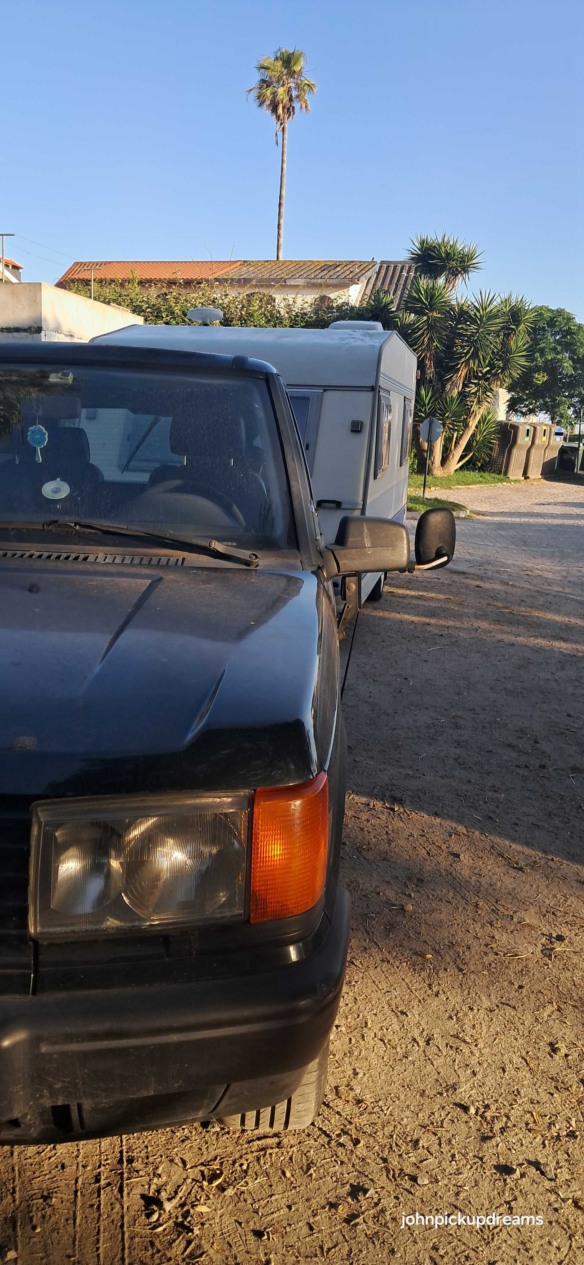Transporte de caravanas ou atrelados.