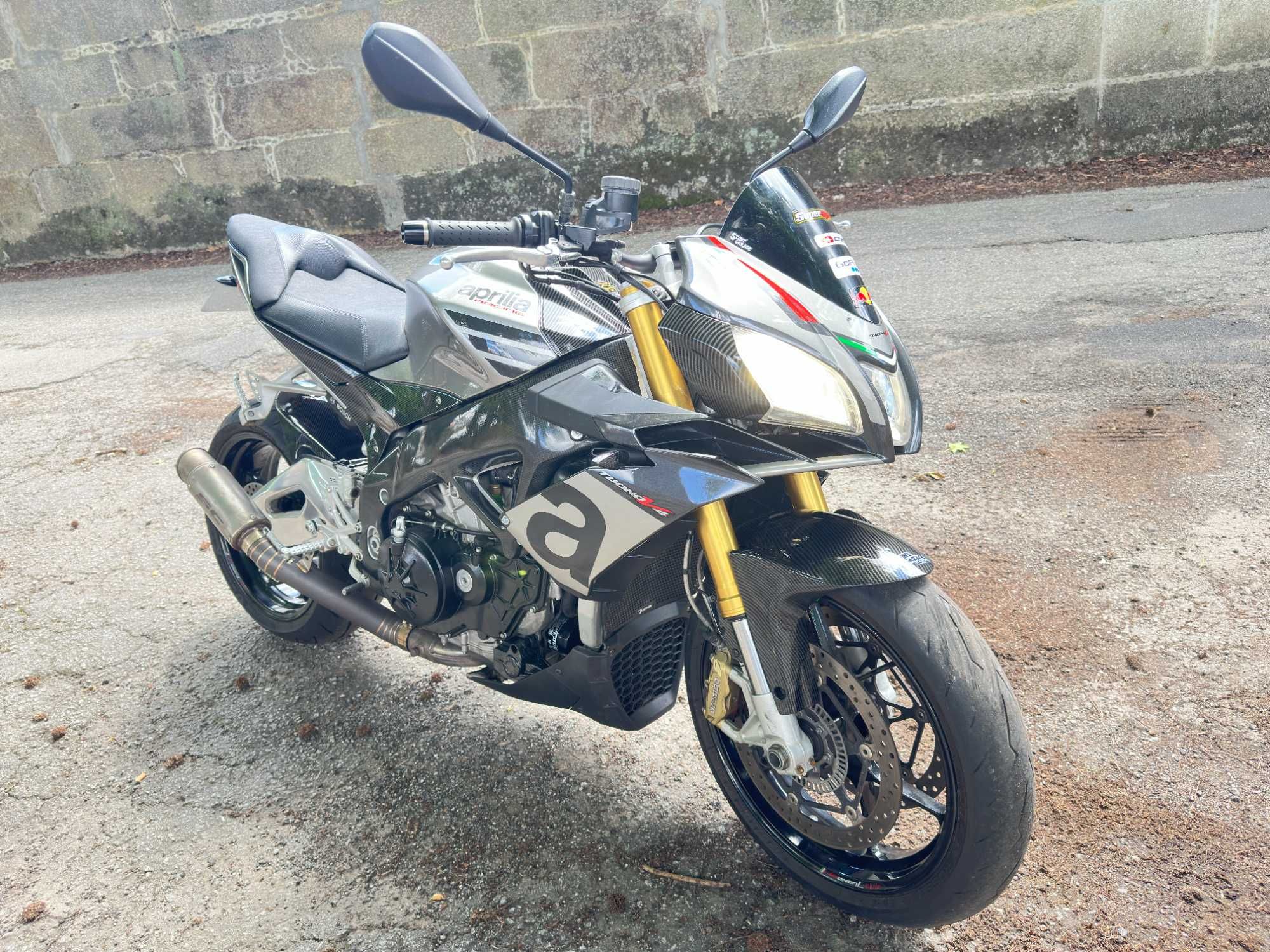 Aprilia Tuono V4 1100 RR 2016