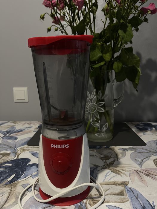 Блендер philips з чашою