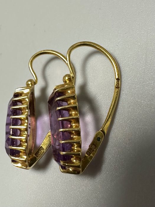 Серьги золотые 750 пробы с александритом со звездой 6,11грам