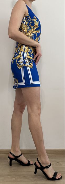 Sukienka z firmy Senori w stylu Versace