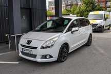 Peugeot 5008 7-osobowy Bezwypadkowy