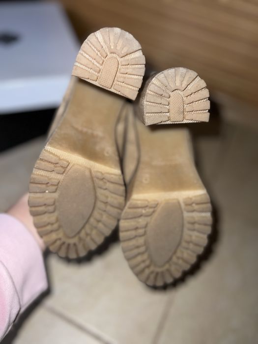 Зимові чоботи жіночі