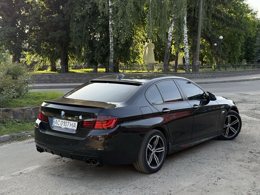 Продам БМВ F10 520d