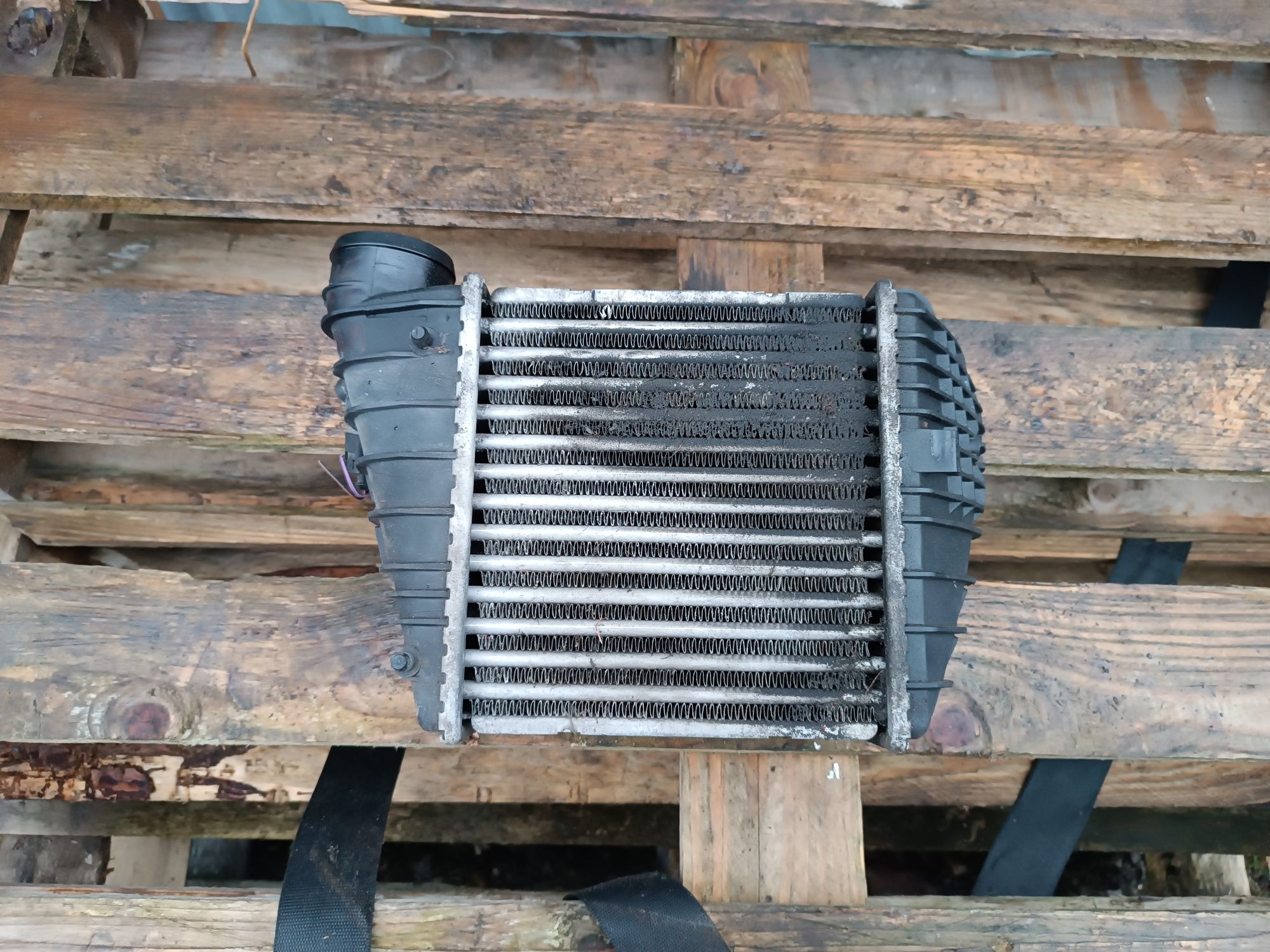 Intercooler a3 8l golf iv Leon I toledo II octavia I 1.8t 150km 1.9tdi