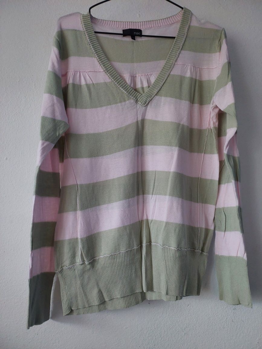 Sweterek w zielono-różowe paski