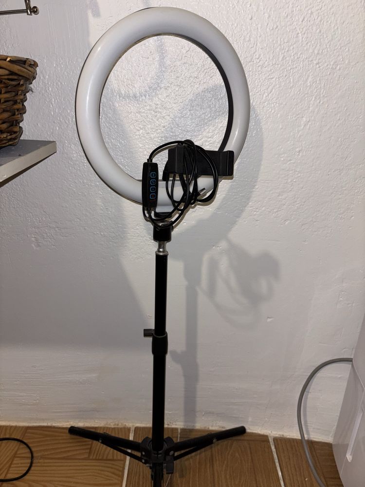 Ring Light.