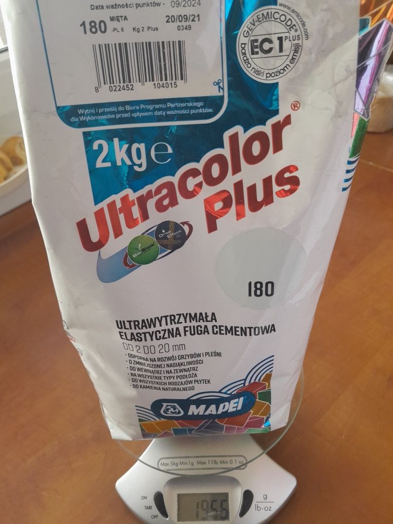 Fuga Mapei UltracolorPlus 180 mięta 2 kg+ silikon Mapesil 180