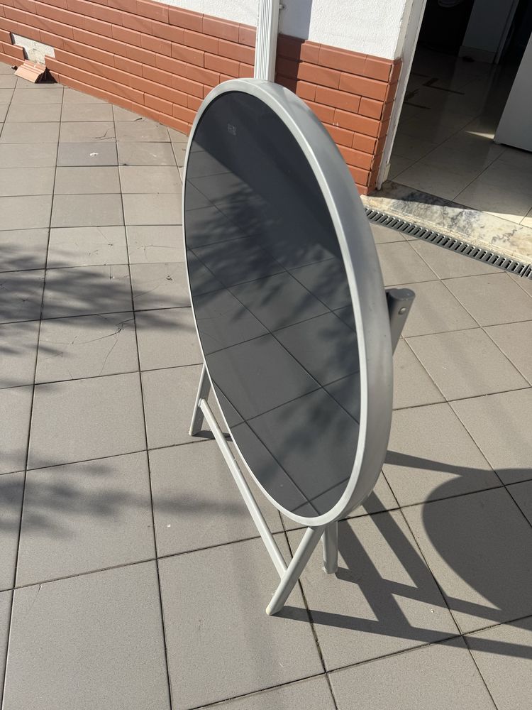 Mesa vidro e aluminio desmontável