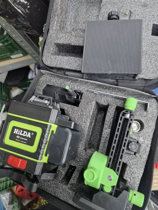 Laser krzyzowy hilda 16 lini+ akcesoria