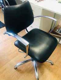 Cadeira de barbeiro ou cabeleireiro (Urgente)