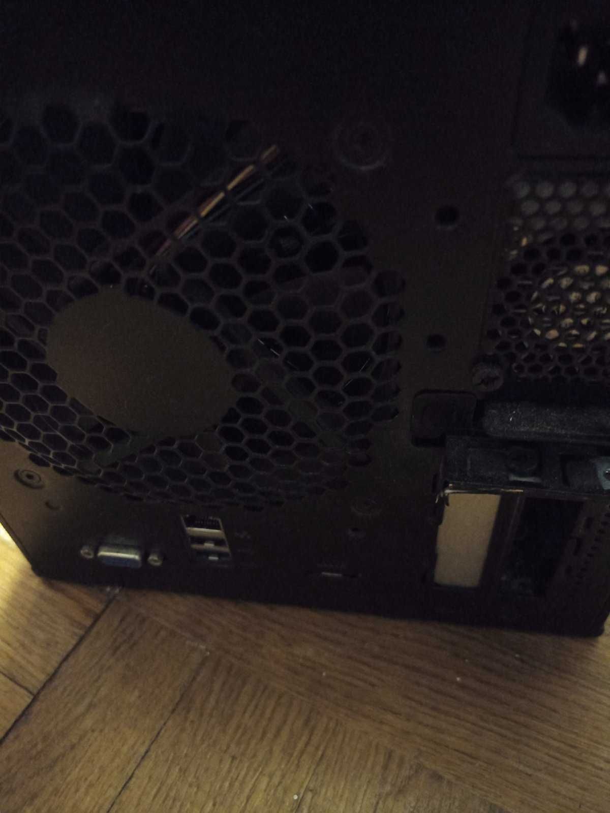 HP microserver gen7 N40L