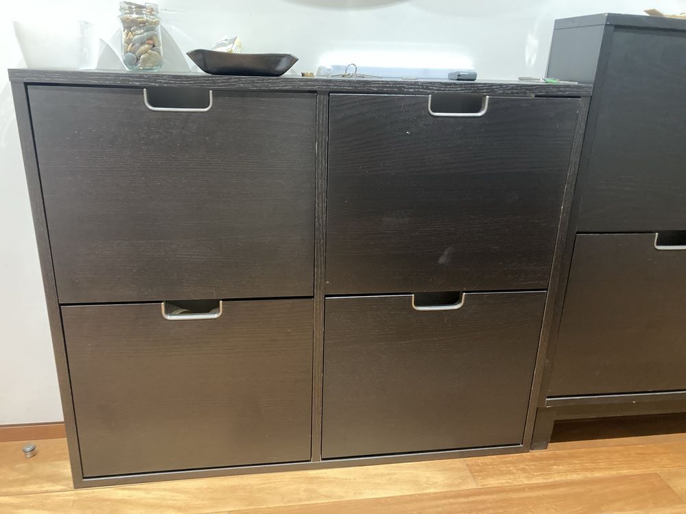 2 Sapateiras Stall Castanho-Preto Ikea 4 compartimentos cada