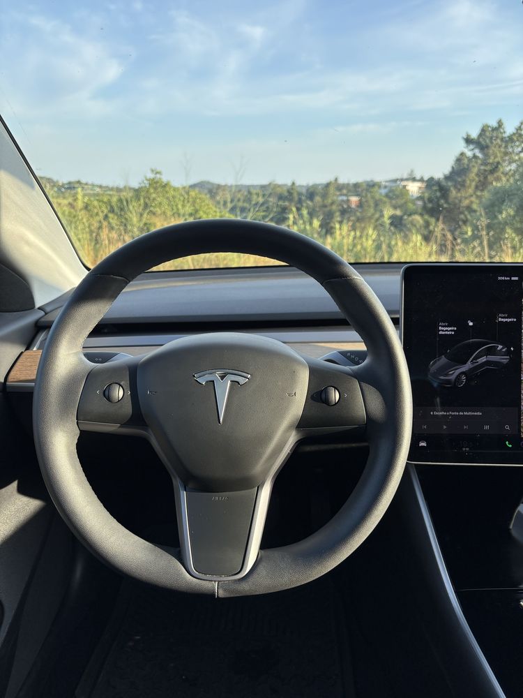 Tesla Model 3 Standard Range Plus