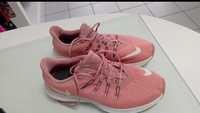 Buty sportowe nike39