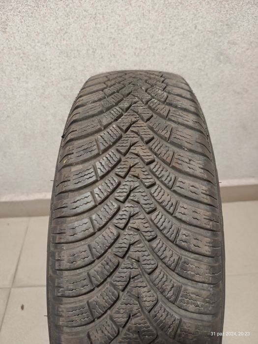 Sprzedam komplet  kół z oponami zimowymi Kia Cee'd ll
