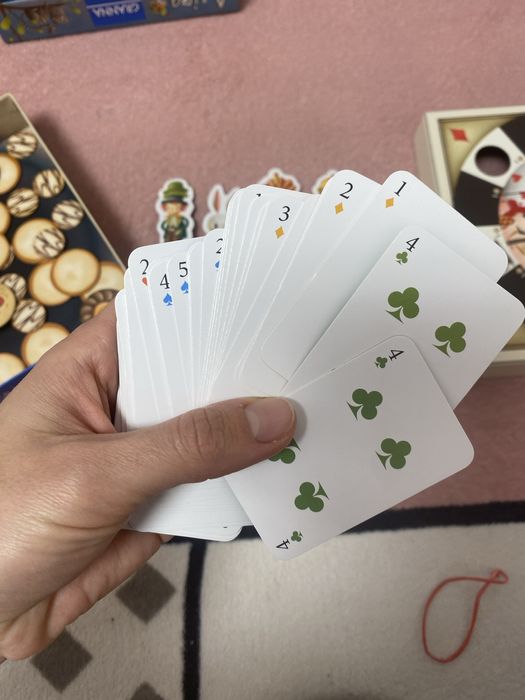 Гра для дітей «Аліса в краіні чудес» від 6 років