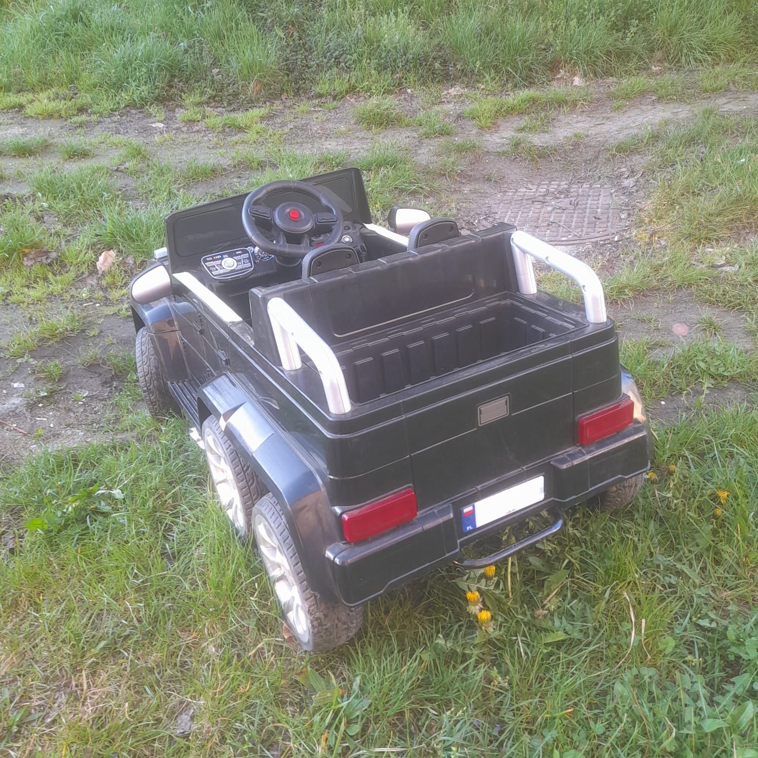 Auto na akumulator Jeep bardzo dobry stan