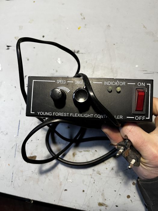 Блоки управління світломузикою і дискошаром