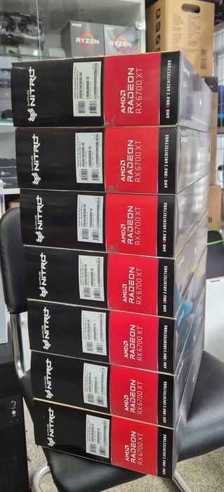 Видеокарта Sapphire Radeon RX 6700 XT NITRO+ 12288MB (11306-01-20G)
Sa