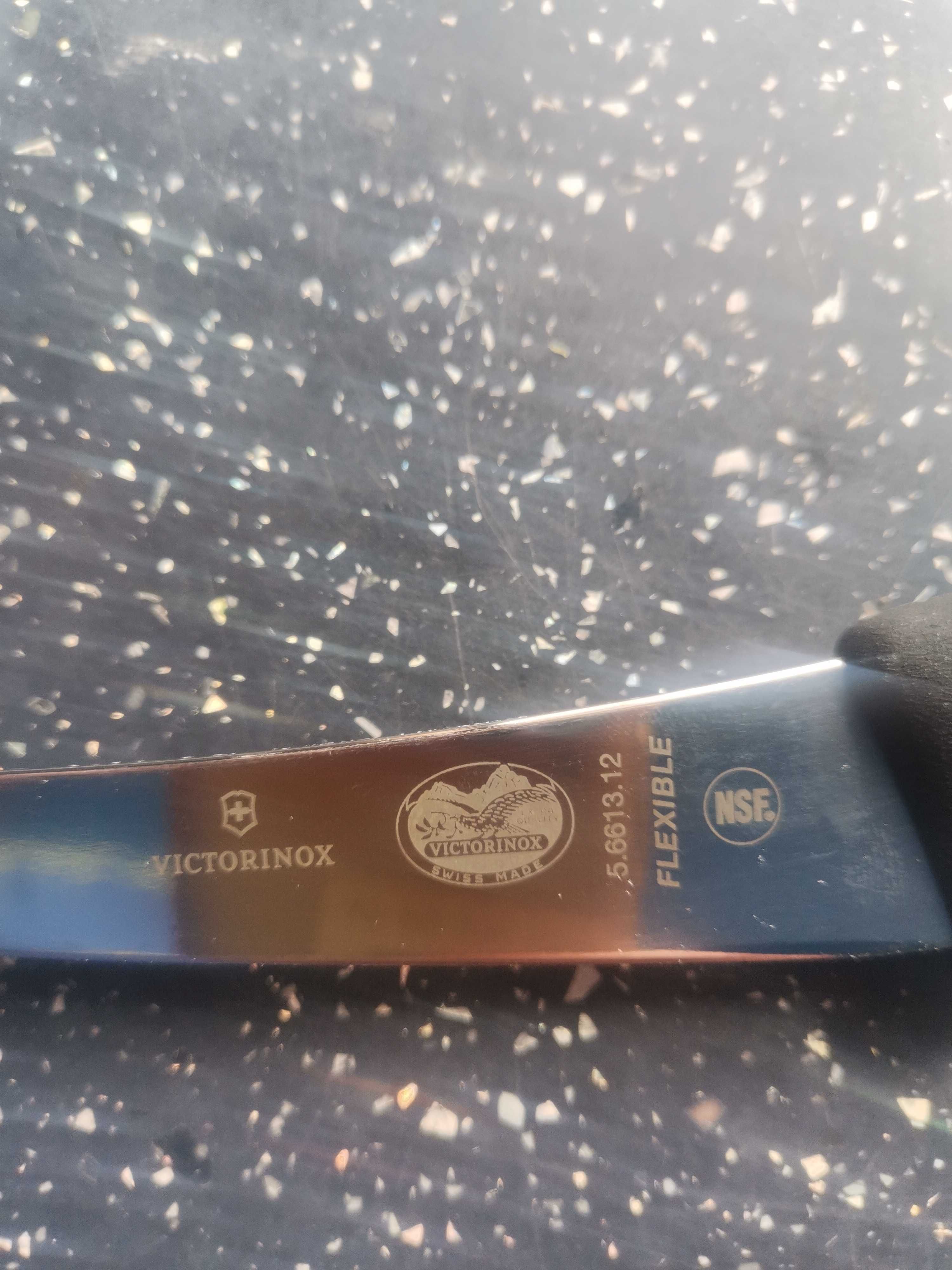 Нож обвалочный VICTORINOX