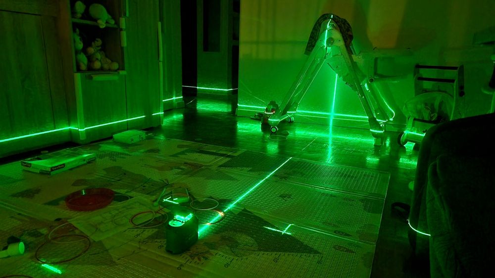 BOSCH Laser krzyżowy zielony Universal Level 360°  2 lata gwarancji