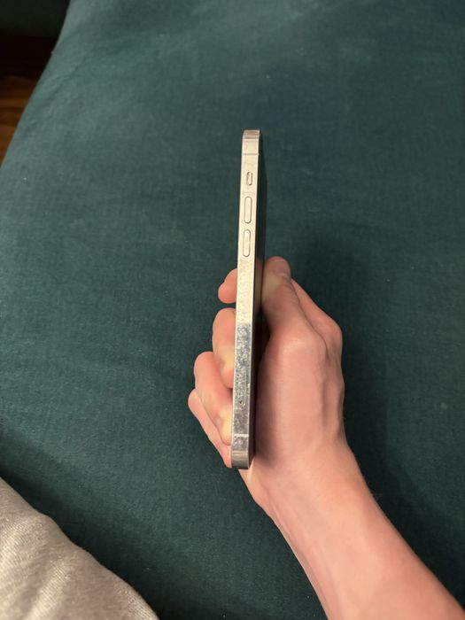 sprzedam iPhone 12 Pro