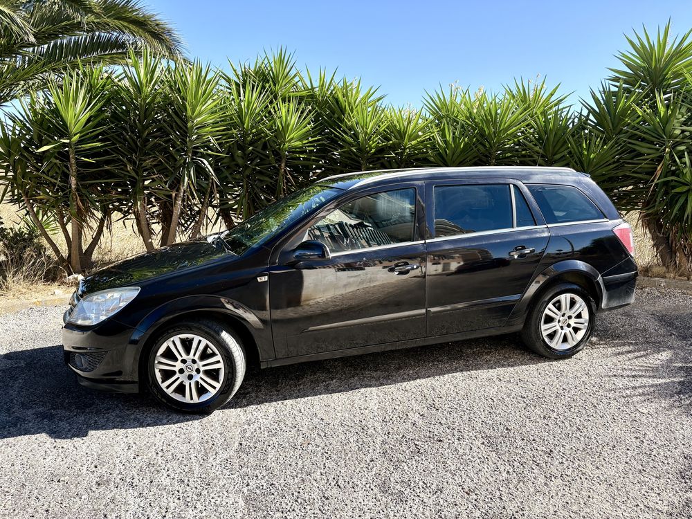 Opel Astra 1.7 cdti 125cv como nova