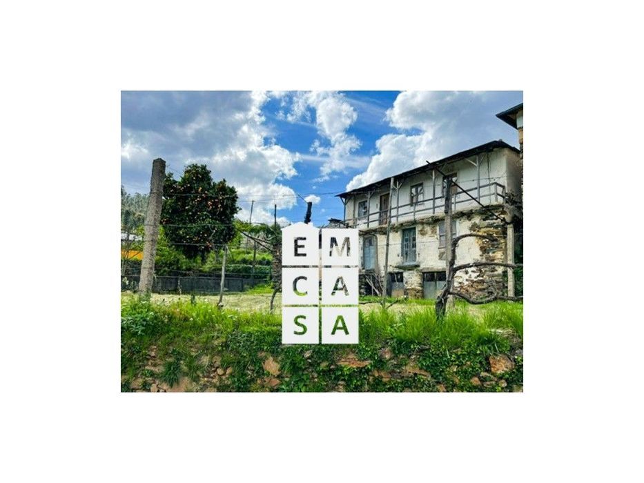 Moradia para recuperar na localidade de Espiunca, em Arouca