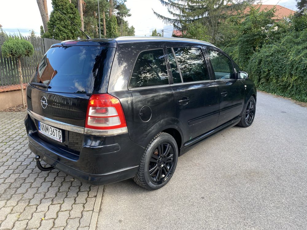 Na Sprzedaż Opel Zefira 1.9 tdi 2010rok Dobry stan zamiana
