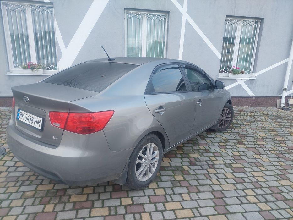 Продам автомобіль Kia forte, 2012