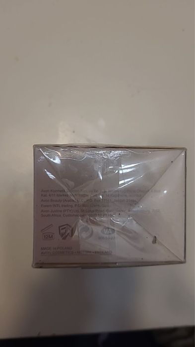 Krem NOWY liftingujacy okolice oczu Avon