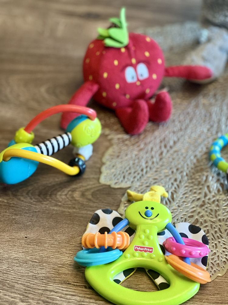 Zestaw zabawek dla dziecka