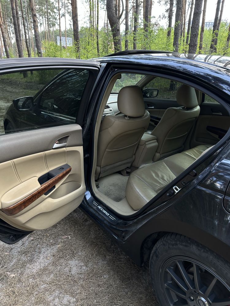 Продам авто Honda Accord 8