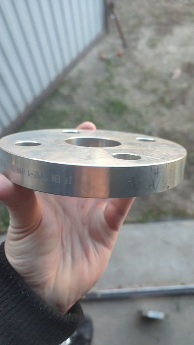 Kołnierz płaski dn32 pn40