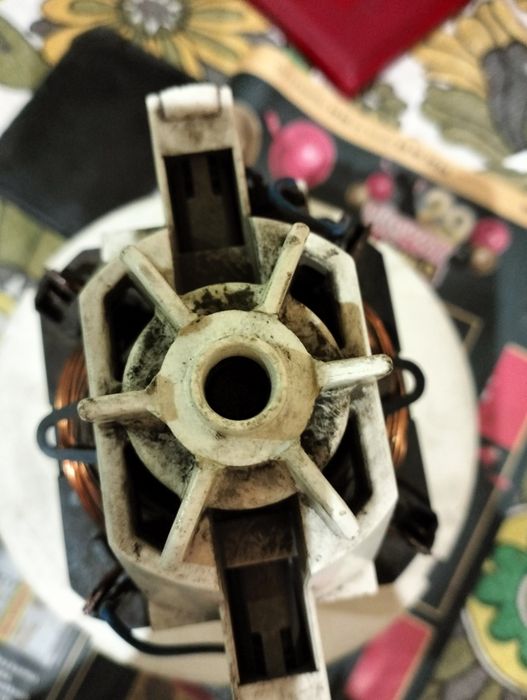 Silnik do odkurzacza Electrolux mondo 1400w Z 1118