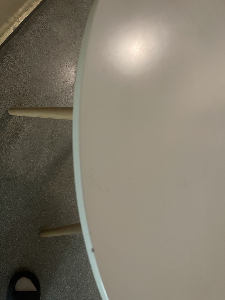 stol okrągły plus 2 krzesła