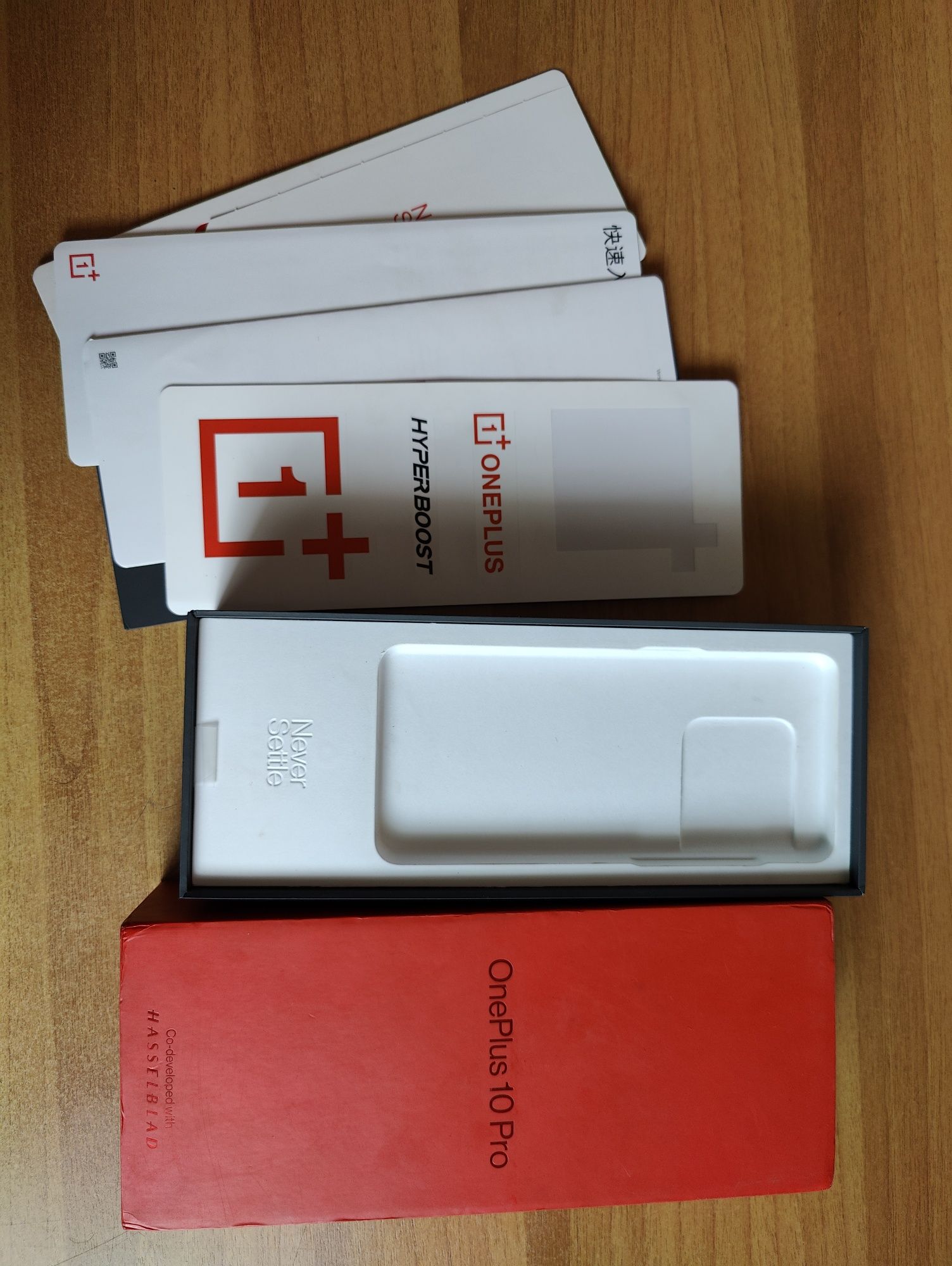 OnePlus 10 pro 256gb в хорошому стані