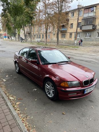 Продам BMW 318