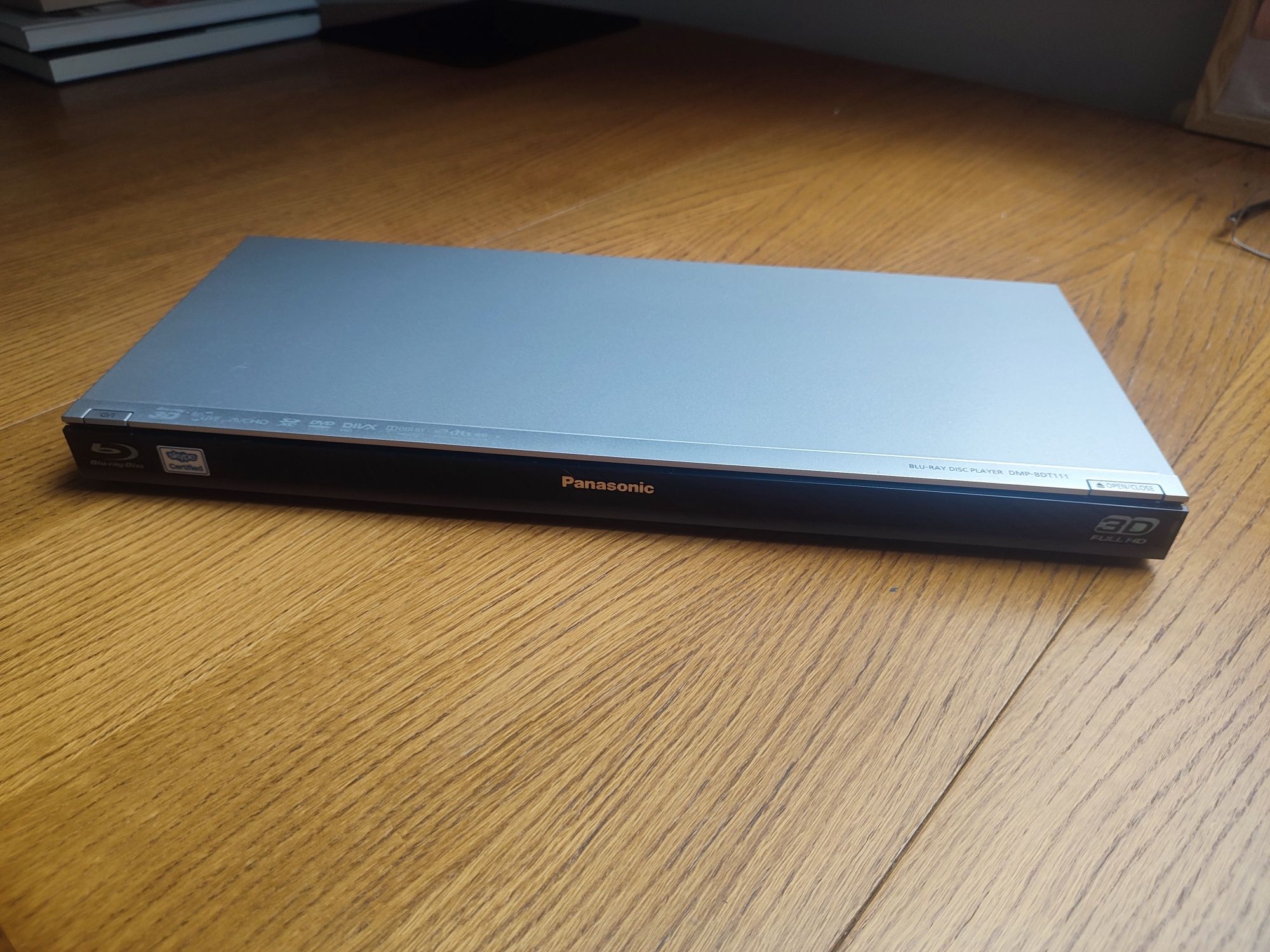 Odtwarzacz Blu-ray 3D Panasonic DMP-BDT111