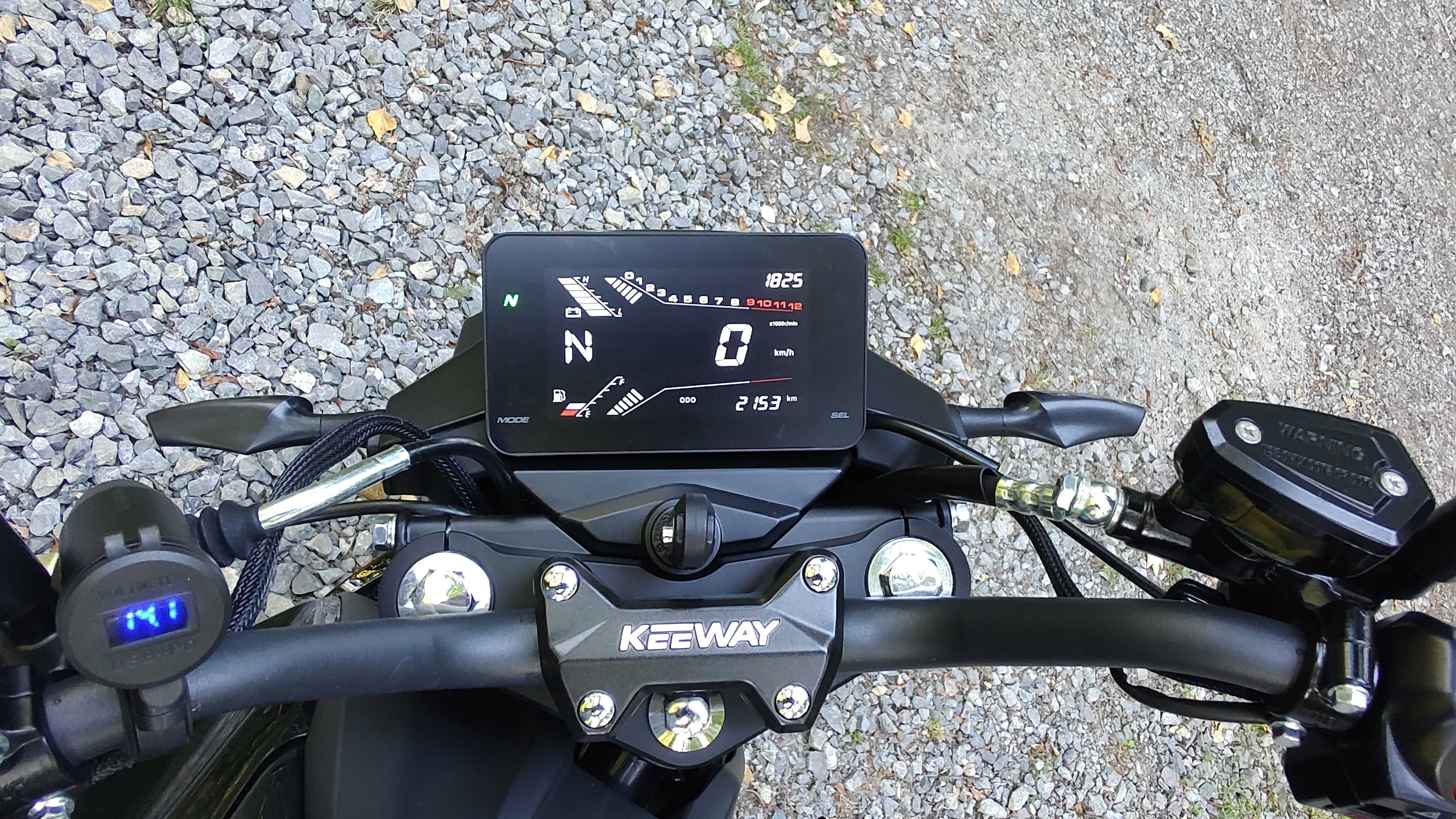 Keeway RKS 125 Naked 11,6 KM 100 km/h