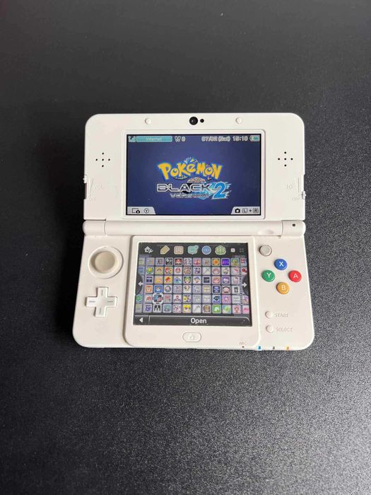 New Nintendo 3DS Branca com 100+ Jogos