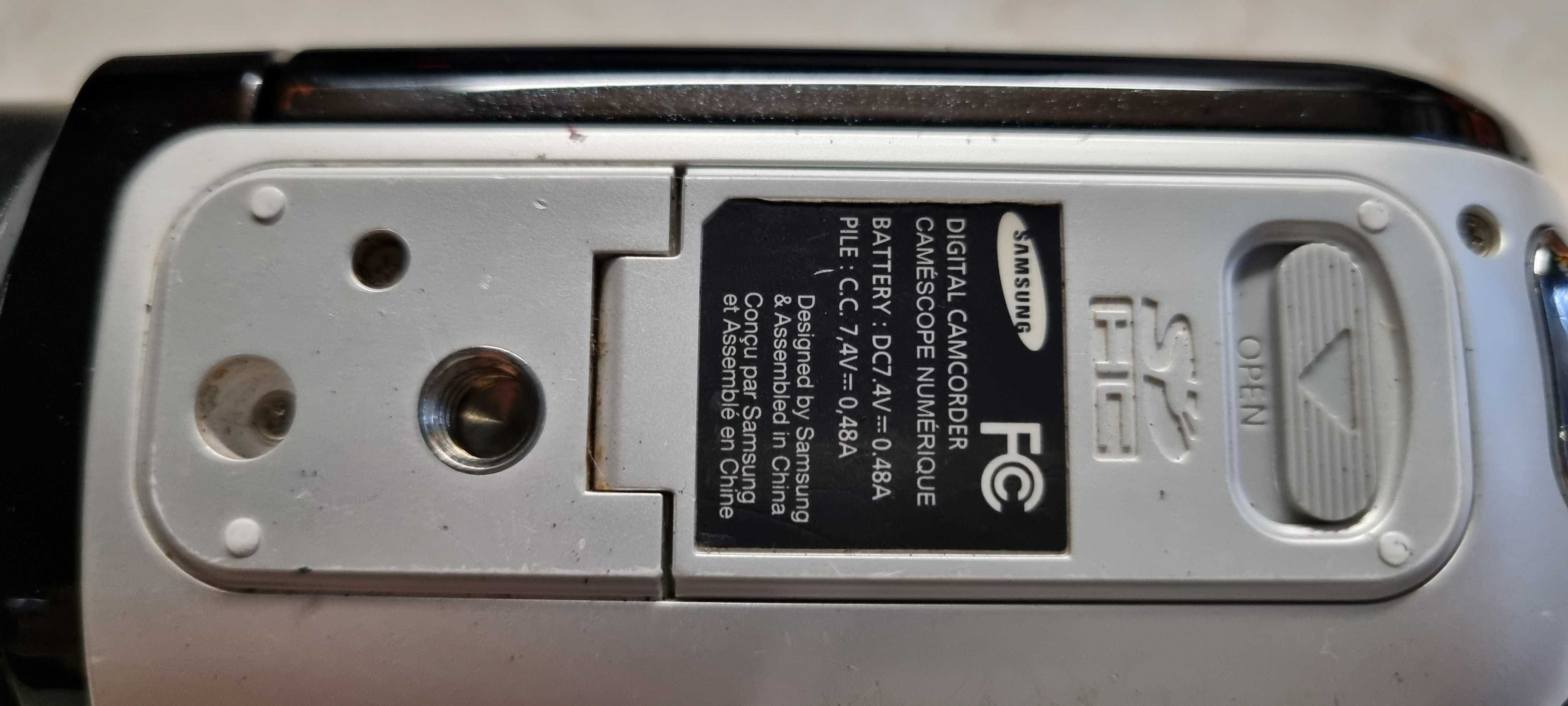 Kamera Samsung Digital Camcorder Model - HMX-H100NM/XAC
