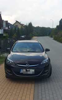 Opel Astra Pierwszy właściciel, auto nie wymaga wkładu finansowego