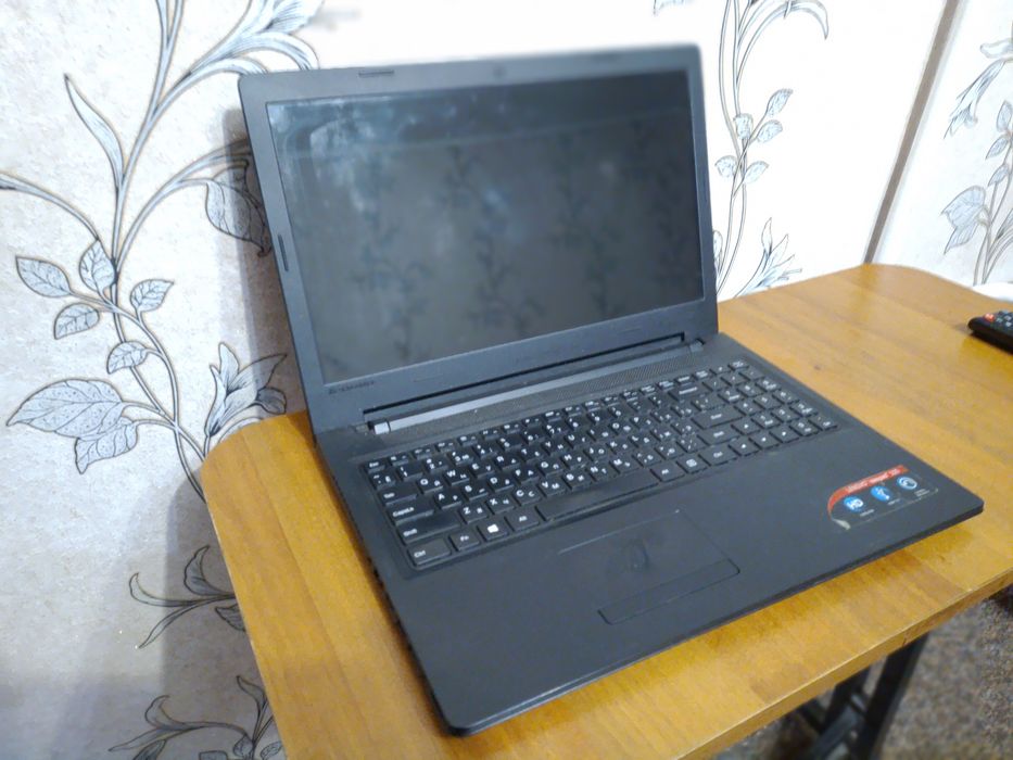 Ноутбук lenovo IdeaPad 100