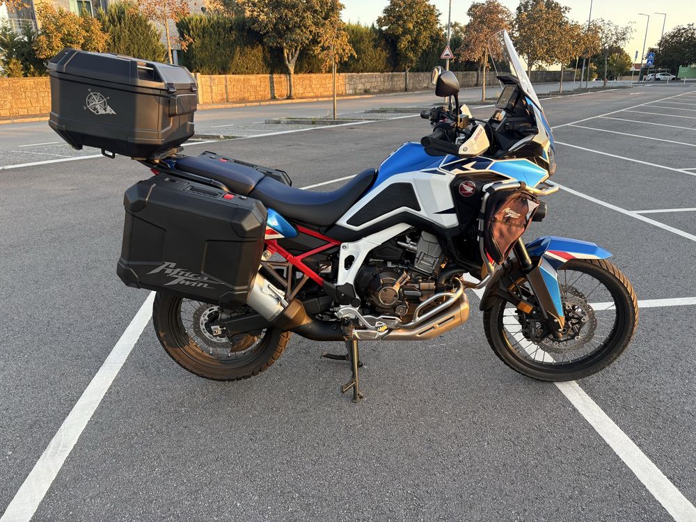 Honda Africa Twin 1100 Dct ( Full extras )