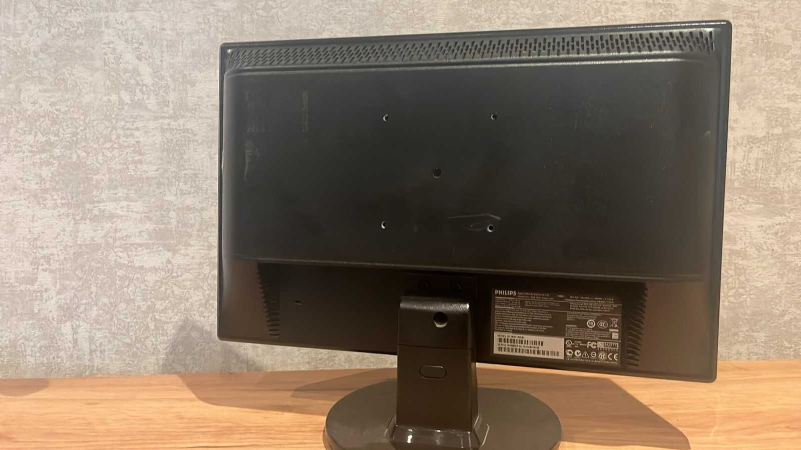 Монітор 15.6" Philips E-line 160E1SB