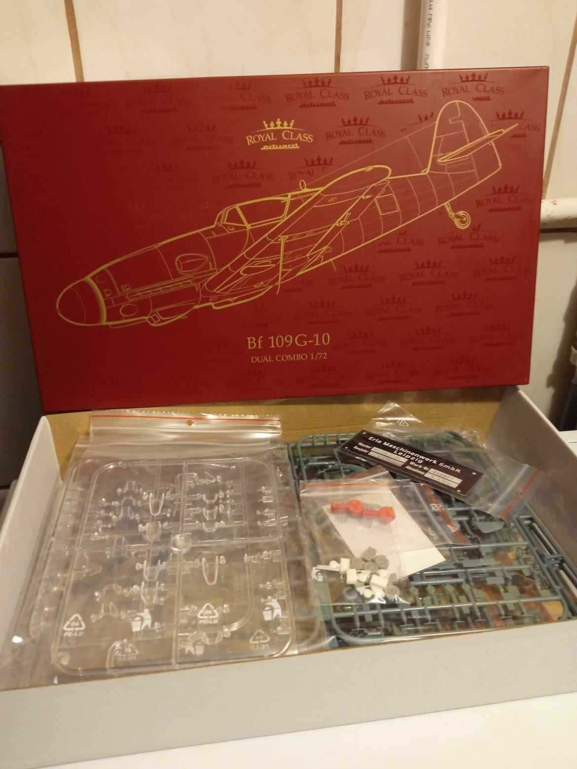 Model do sklejania: Eduard  Bf 109G-10 Royal Class 1/72