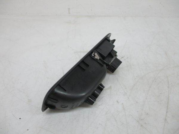 Comando / botão / interruptor vidros frente direito RENAULT Megane III