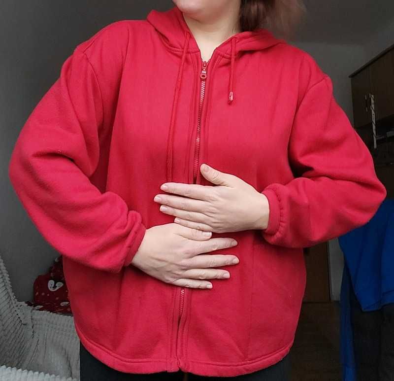 Czerwona rozpinana bluza z kapturem oversize